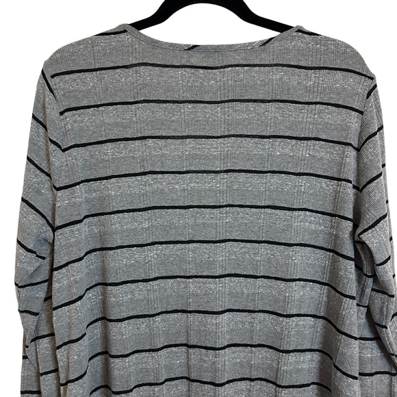 LUCKY BRAND Long Sleeve Gray/Black Striped Top 2X - Picture 6 of 7